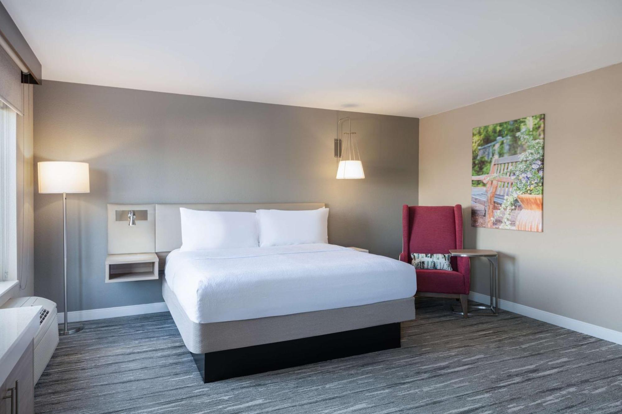 Hilton Garden Inn Saint Charles Exteriör bild