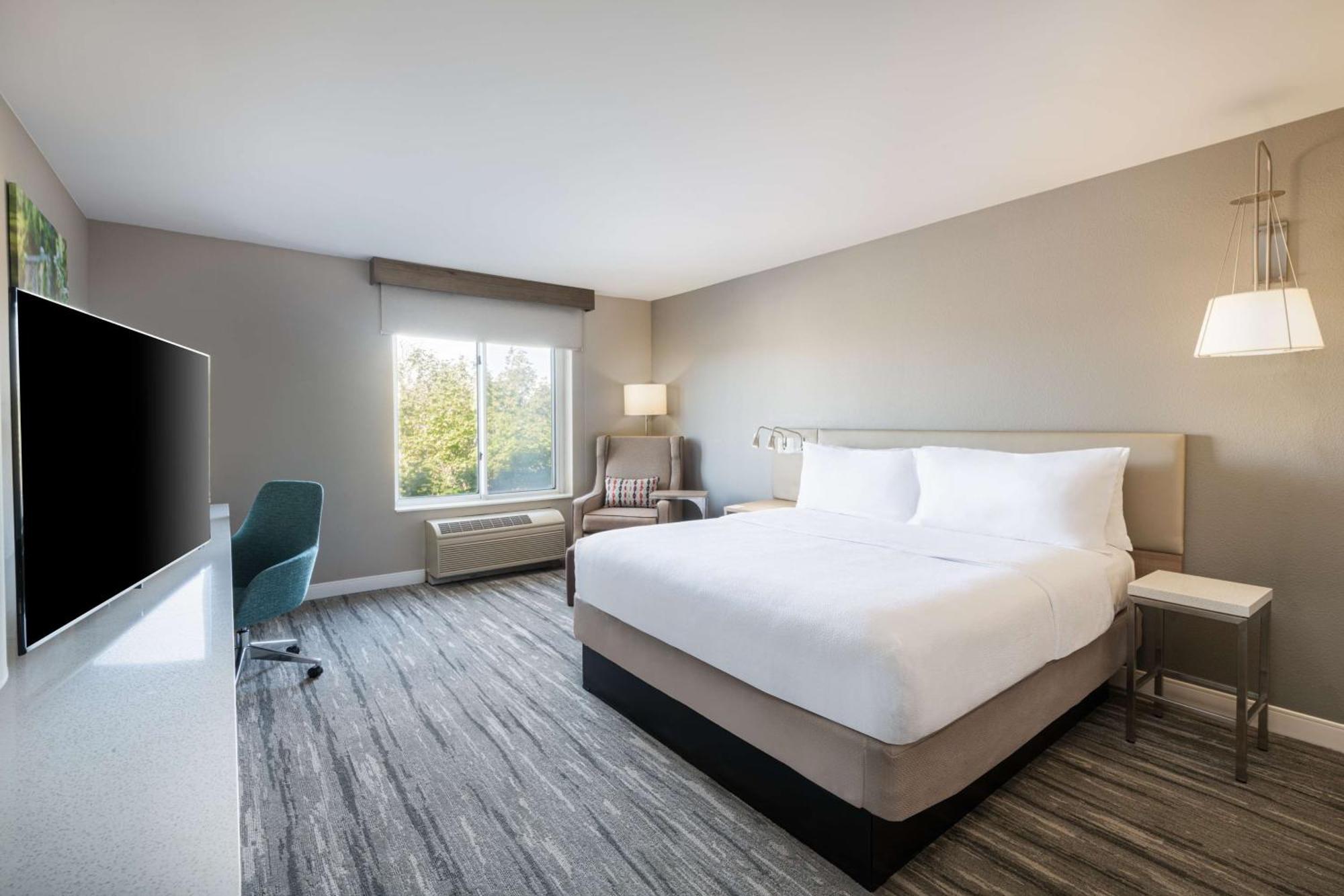 Hilton Garden Inn Saint Charles Exteriör bild
