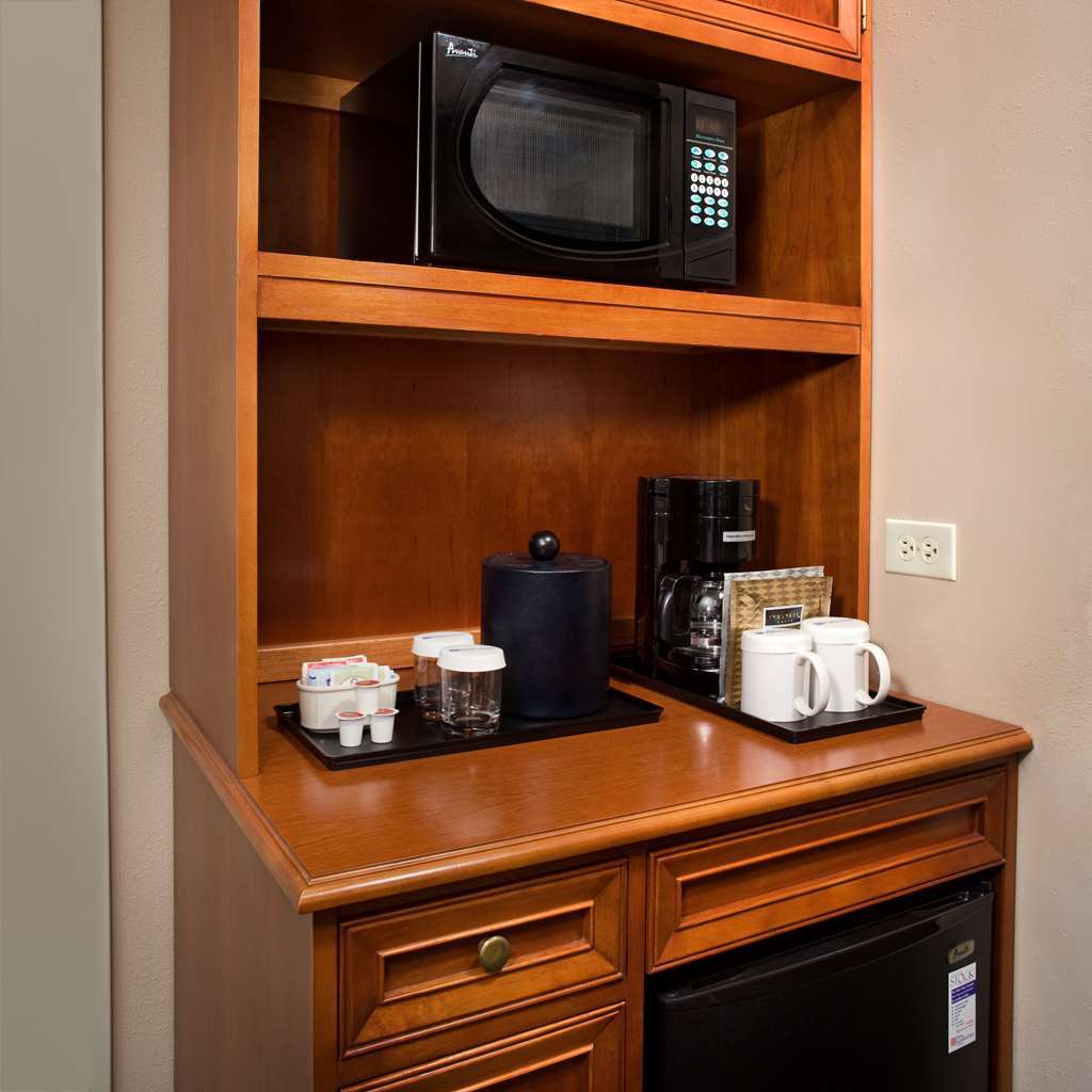 Hilton Garden Inn Saint Charles Rum bild